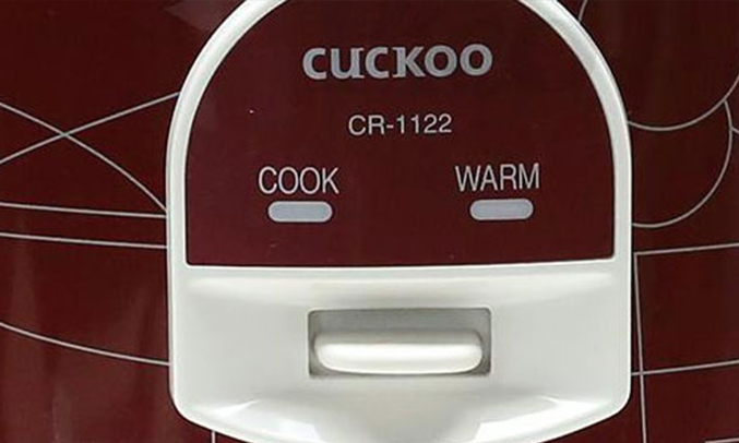 Nồi cơm điện Cuckoo CR-1122 dễ sử dụng