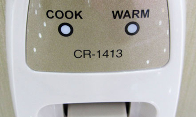 Nồi cơm điện Cuckoo CR-1413 2.5 lít dễ sử dụng